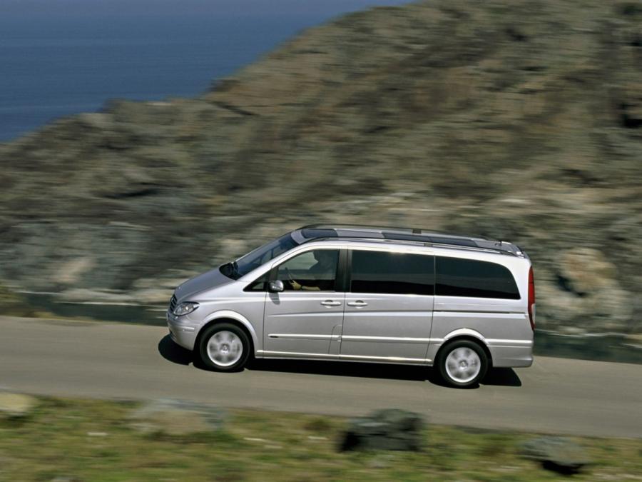  Mercedes-Benz Viano 2003 года  (фото 2 из 15)
